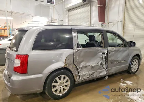 2016 Chrysler Town & Country Touring from USA, damaged, VIN 2C4RC1BG8GR165437